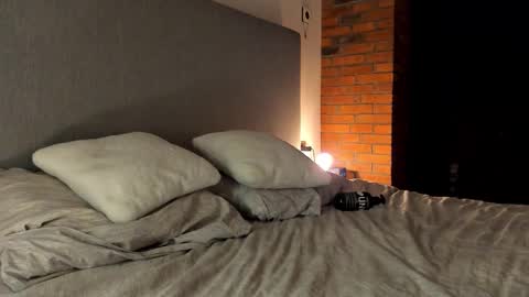 Sherryl online show from October 2025 08:55:02 PM