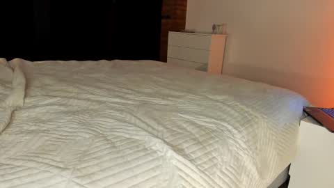 Sherryl online show from March 2026 06:24:02 PM