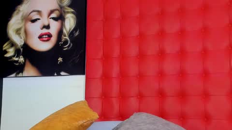Snapshot of rachel_roman chatting on May 2026 12:12:01 PM DALIANA online show from May 2026 12:12:01 PM