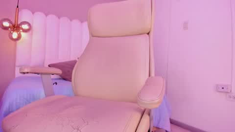 Mariana online show from February 2026 07:23:02 PM