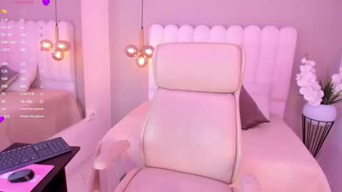 Mariana online show from February 2026 07:28:01 PM