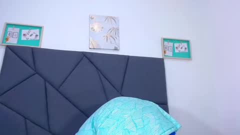 MALIKA Z online show from December 2024 06:20:01 PM