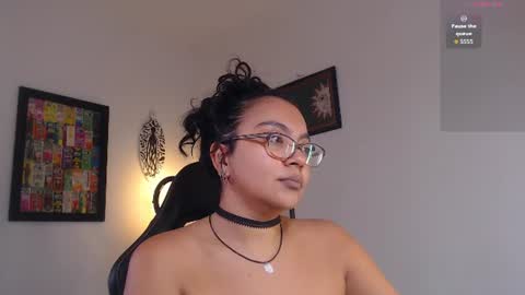rachell_420 online show from June 2026 03:23:01 PM
