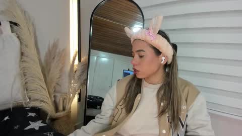 Rachell online show from October 2025 03:45:02 AM