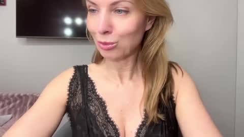 Rachel online show from February 2025 10:26:02 PM