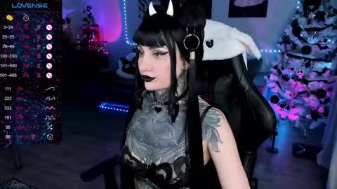 Snapshot of rachelqueen_ chatting on February 2025 10:42:02 AM Miko Pleasee help me get 100 likes online show from February 2025 10:42:02 AM