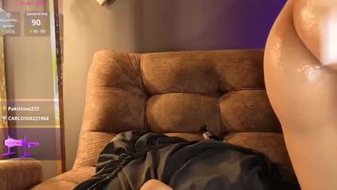 RACHEL online show from December 2025 08:03:02 PM