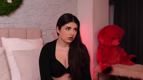 RachelSwaan online show from December 2024 04:53:01 AM