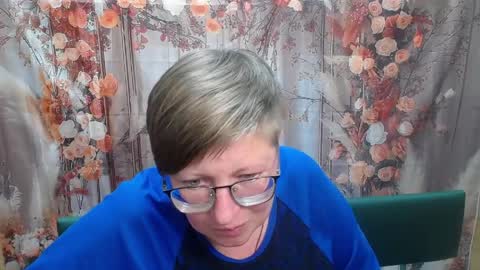 Snapshot of radachudna chatting on May 2026 05:45:02 PM RadaChudna online show from May 2026 05:45:02 PM