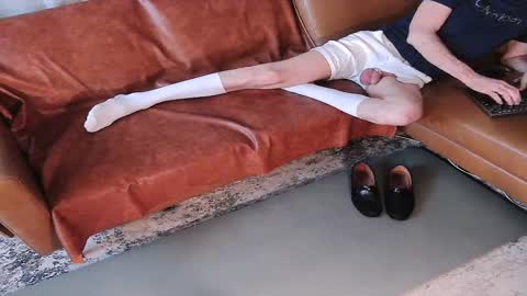 DressSock Shoe online show from June 2026 05:12:02 AM