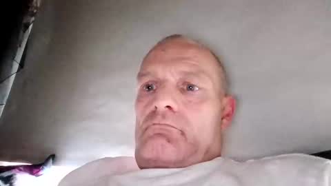 Bigthickdickinvic online show from October 2025 09:04:01 PM