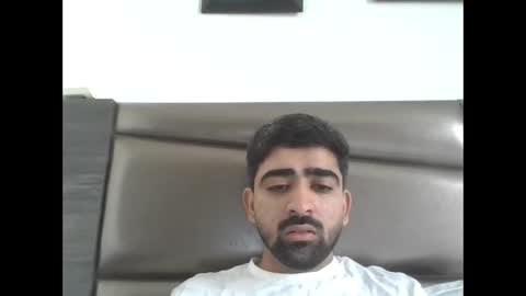 rahull11606 online show from November 2025 05:11:01 AM