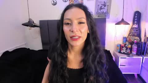 Snapshot of raia_ chatting on May 2026 03:33:01 AM Raia online show from May 2026 03:33:01 AM