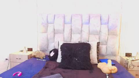 Snapshot of railey_rosse_ chatting on September 2025 07:39:02 PM Welcome to my room online show from September 2025 07:39:02 PM
