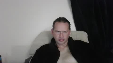 railmaster84000 online show from November 2025 10:04:02 PM