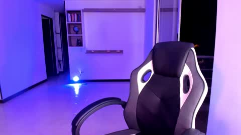 Jennyindependent model . online show from December 2024 01:46:01 AM