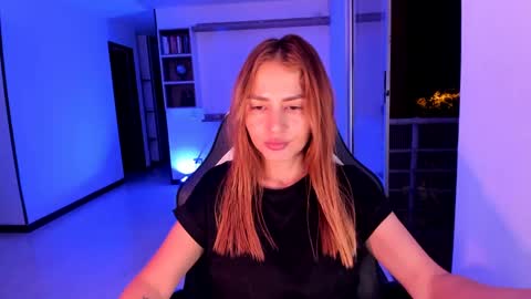 Jennyindependent model . online show from December 2024 12:52:02 AM