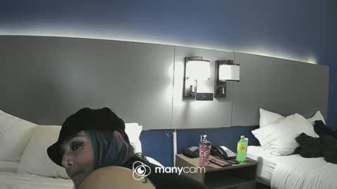 rainbowbright1887 online show from December 2025 10:31:02 AM