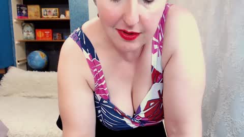 rainbowladyy online show from December 2024 03:11:01 PM