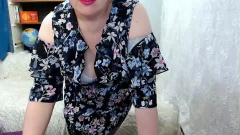 rainbowladyy online show from February 2025 08:18:02 AM