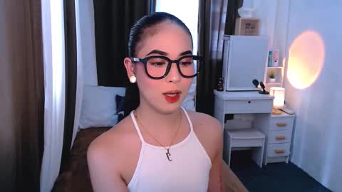 raindrizzle1706 online show from September 2025 08:14:01 AM