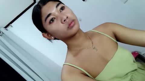 raindrizzle1706 online show from January 2026 03:09:01 AM