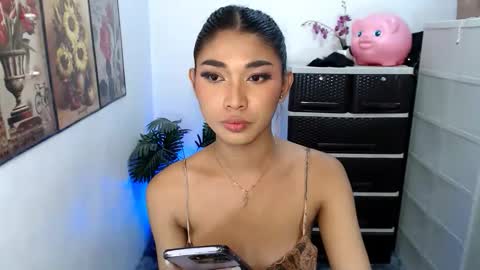 raindrizzle1706 online show from April 2026 10:53:02 AM