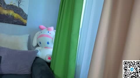 rainevi online show from May 2026 12:33:01 PM