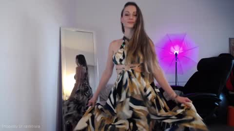 Snapshot of rainleiwa chatting on December 2024 02:30:01 PM Call me Lei online show from December 2024 02:30:01 PM