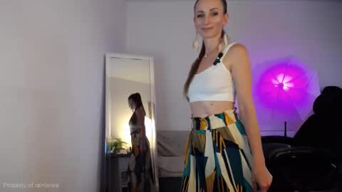 Snapshot of rainleiwa chatting on September 2025 03:04:02 PM Call me Lei online show from September 2025 03:04:02 PM