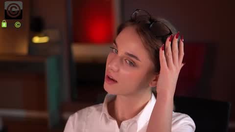 Raisa online show from November 2025 06:40:02 PM