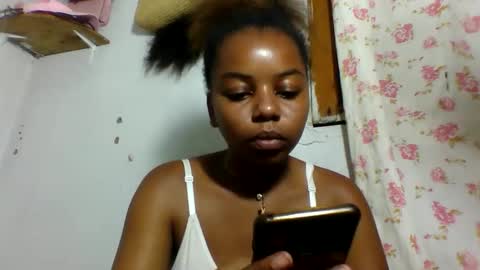 Snapshot of raissa38 chatting on November 2025 07:02:01 PM raissa38 online show from November 2025 07:02:01 PM