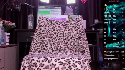 Laura online show from January 2025 08:39:02 AM