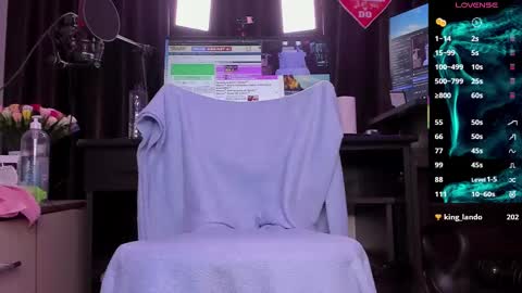 Laura online show from February 2025 08:53:02 AM