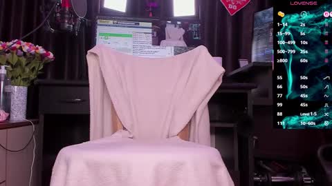 Laura online show from February 2026 03:43:02 AM