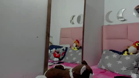  Nina  online show from May 2026 03:13:01 AM