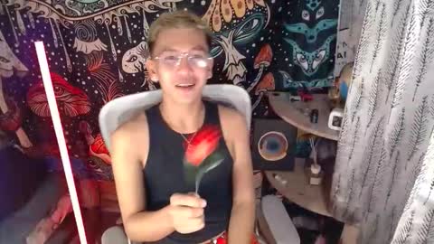 Snapshot of ralfhuge24 chatting on May 2026 12:35:02 PM ralfhuge24 online show from May 2026 12:35:02 PM