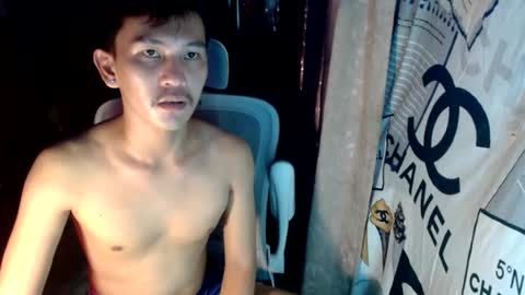Snapshot of ralfhuge24 chatting on July 2026 12:17:01 AM ralfhuge24 online show from July 2026 12:17:01 AM