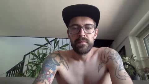 Snapshot of ramler0815 chatting on June 2026 07:09:02 AM ramler0815 online show from June 2026 07:09:02 AM