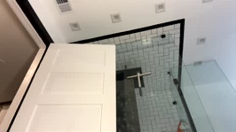 Snapshot of ramonaquinn chatting on November 2025 11:33:02 AM RAMONA Q online show from November 2025 11:33:02 AM