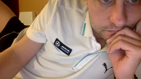 randobad12 online show from December 2025 08:46:01 PM