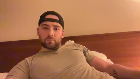 randomdude5950 online show from January 2025 03:52:02 AM