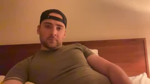 randomdude5950 online show from November 2025 02:10:01 AM