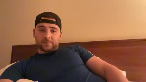 randomdude5950 online show from March 2026 02:06:02 AM