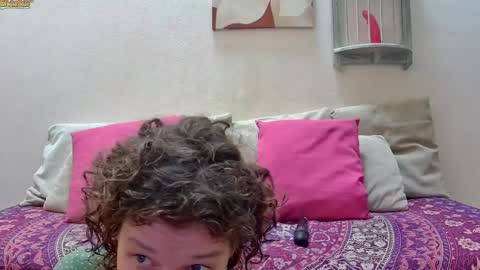 MR  DJ Randomshuffle  friends playing with sexual energy live - OMG we are back online show from December 2024 02:11:02 PM