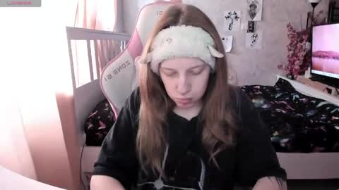 Snapshot of rapunzel_cute chatting on May 2026 12:10:01 PM Rapunzel online show from May 2026 12:10:01 PM