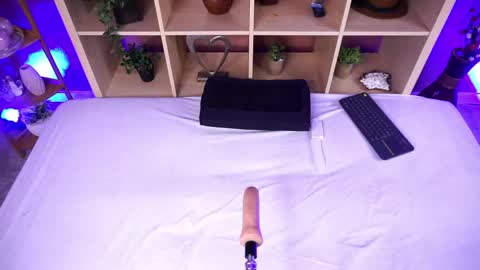 Snapshot of raquel_lust chatting on May 2026 04:40:01 AM Raquel online show from May 2026 04:40:01 AM