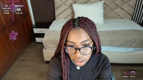 Raquel online show from January 2025 11:48:01 AM