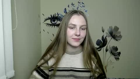 raspberry0101 online show from December 2024 04:29:02 PM