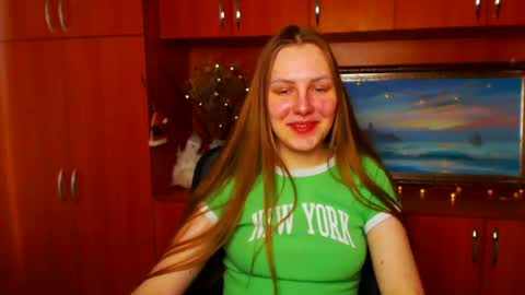 raspberry0101 online show from February 2025 02:10:02 PM